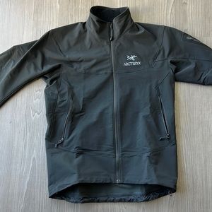Arc’teryx Gamma LT Shell Jacket in Black. Worn 3x.